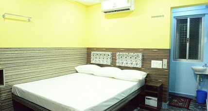 VASANTH VILLA Room Type - 2Person Room