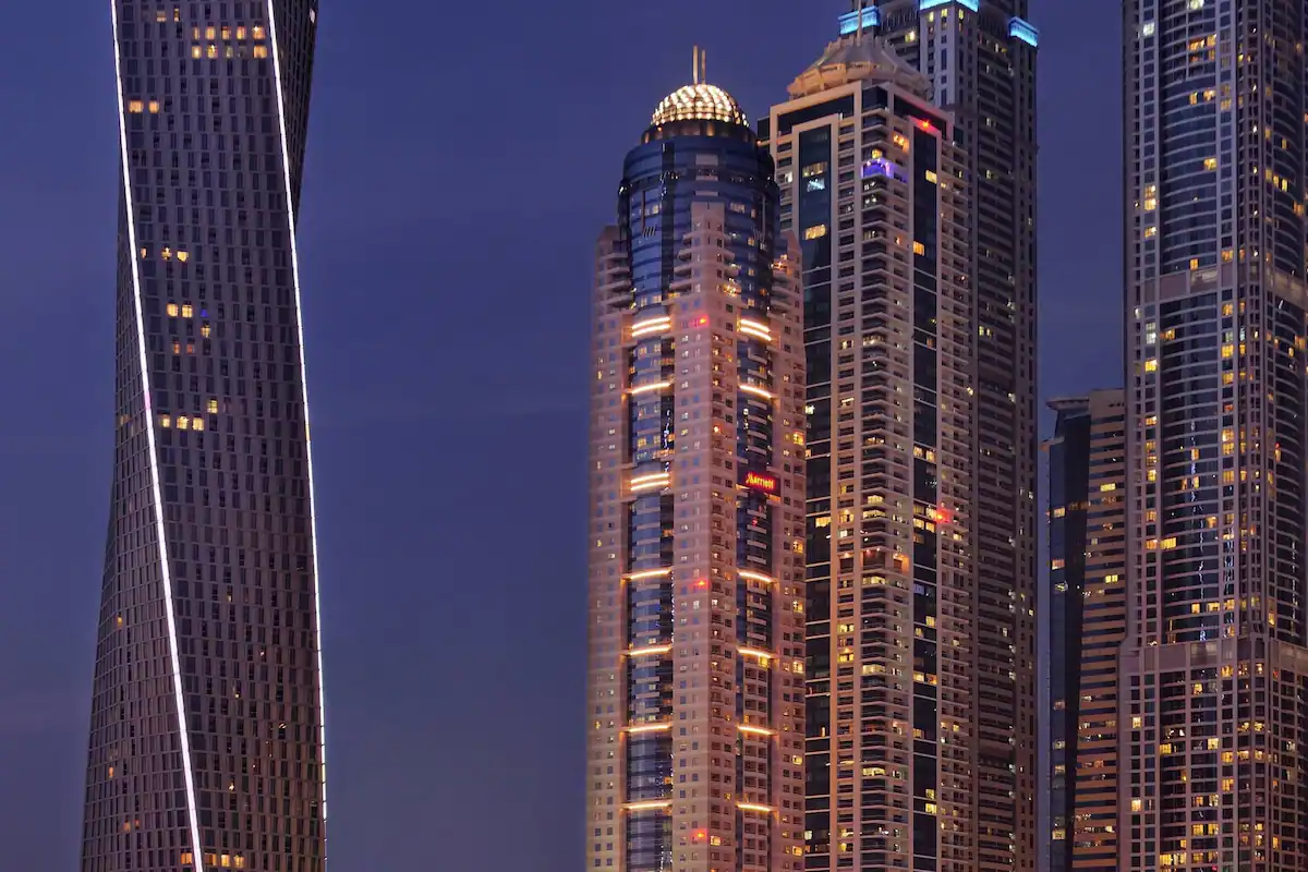 Dubai Marriott Harbour Hotel & Suites