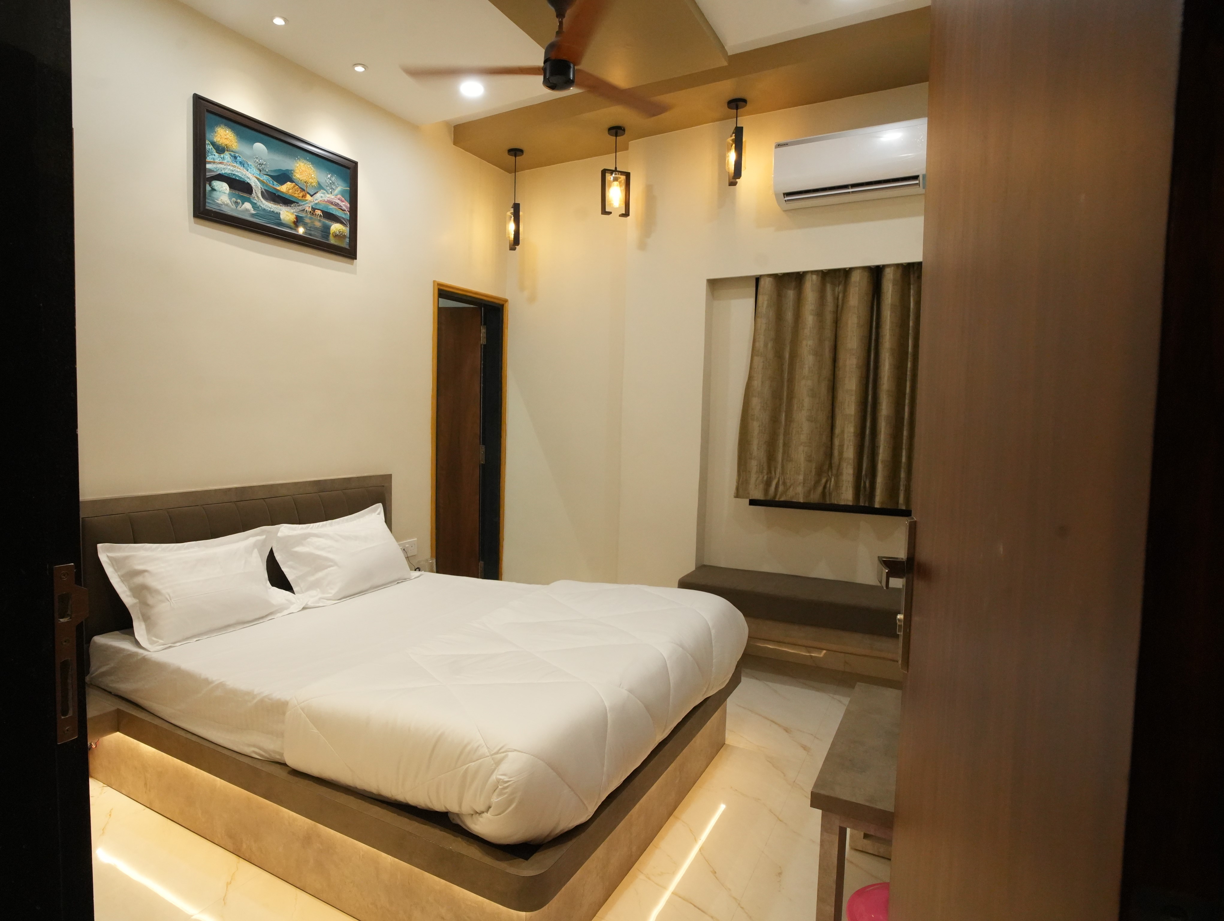 HOTEL KASTURI PALACE - Tap to explore photos