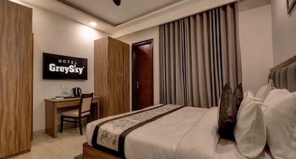 Hotel GreySky Medicity Gurgaon Room Type - Deluxe Room with Air Conditioning Hotel GreySky Medicity Gurgaon Room Type - Deluxe Room with Air Conditioning