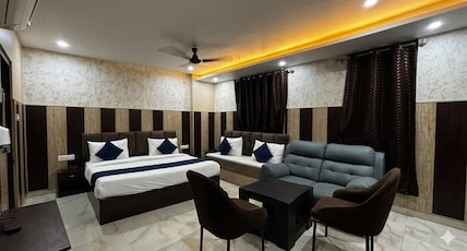 Hotel Kings Paradise & Banquet Room Type - Suite Room with jacuzzi Hotel Kings Paradise & Banquet Room Type - Suite Room with jacuzzi