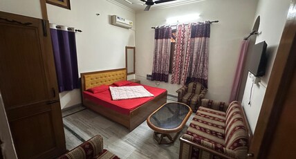 Sri Ram Homestay Room Type - Bedroom 1