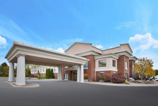 Holiday Inn Express & Suites ROCHESTER-VICTOR