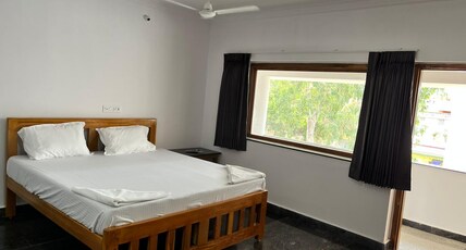 ANAND GUESTHOUSE Room Type - Double Room