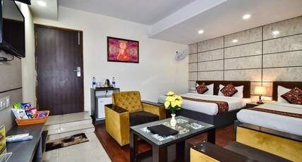 Pinaz Royale Room Type - Family Suite Room