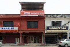 OYO 89960 Manjung Inn Hotel