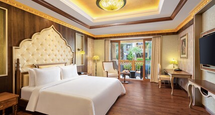 Kaldan Samudhra Palace Room Type - Deluxe King Pool Facing