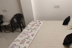 Geeta sadan homestay