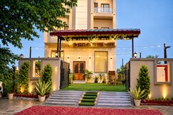 The Nines Hotel & Restaurants