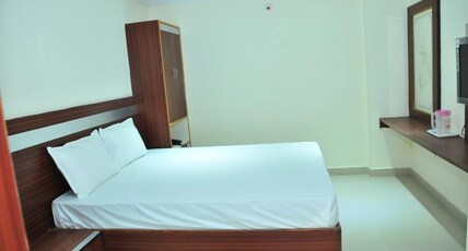Adarsh Residency Room Type - Deluxe Double bed Non Ac Room