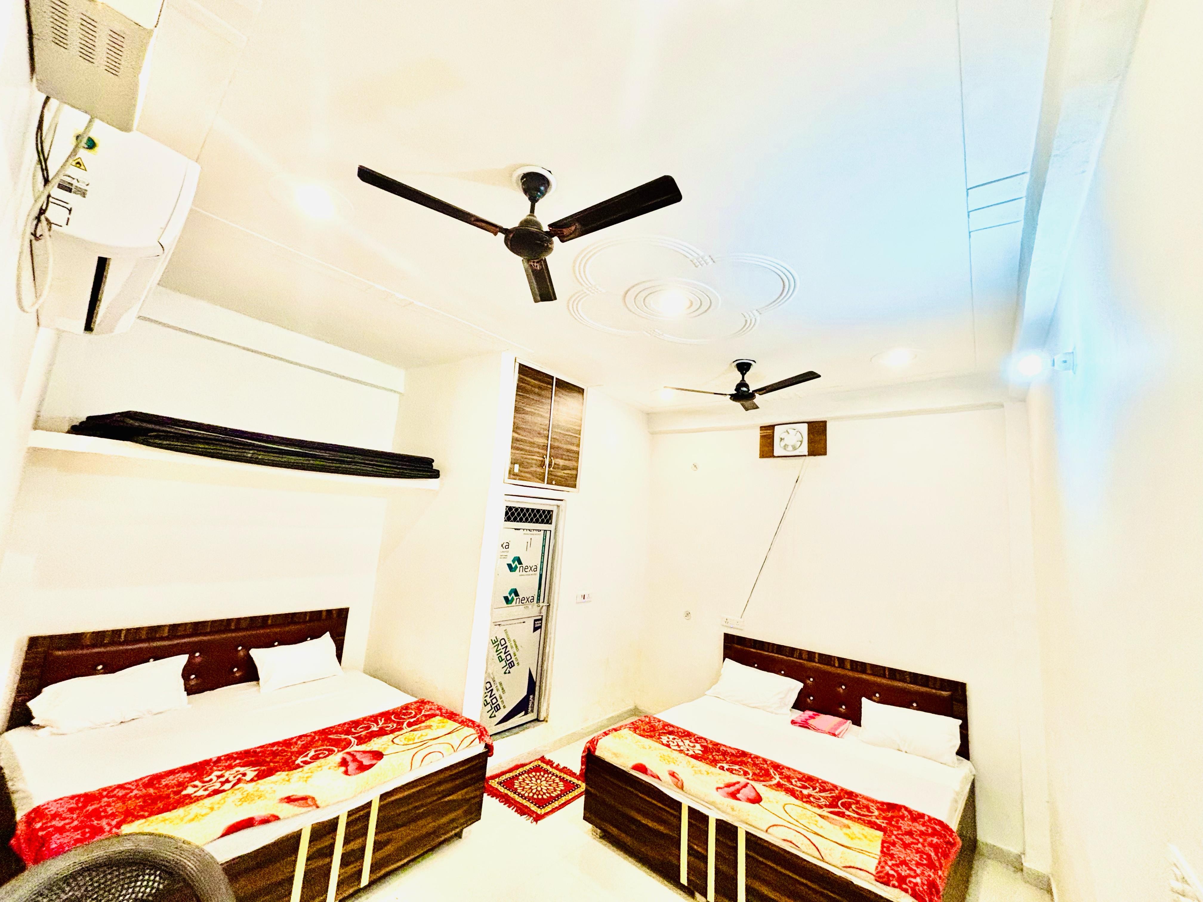 Shree Ved Bhavan HomeStay - Tap to explore photos