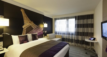 Mercure Paris Centre Tour Eiffel Room Type - Privilege, Privilege Room on an upper floor with 1 double bedDouble Room Mercure Paris Centre Tour Eiffel Room Type - Privilege, Privilege Room on an upper floor with 1 double bedDouble Room