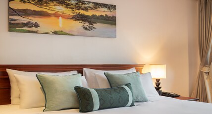 U Luang Prabang Room Type - Deluxe City View with Bathtub