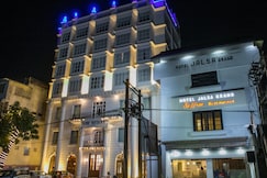 Hotel Jalsa Grand