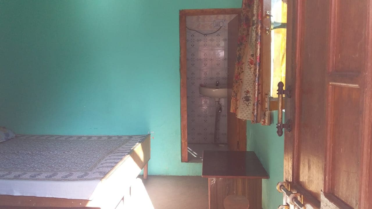 Hotel Shreekanth - Tap to explore photos