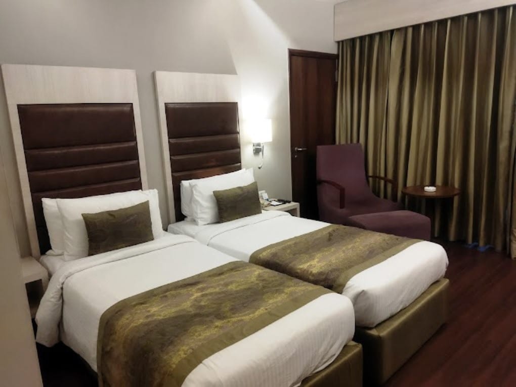 Mahagun Sarovar Portico Suites - Tap to explore photos