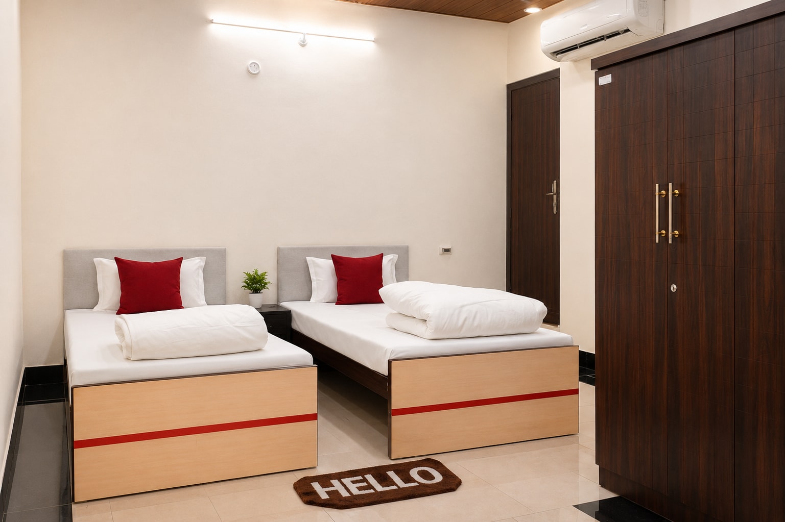 Hotel Moon Year, Lucknow - Tap to explore photos