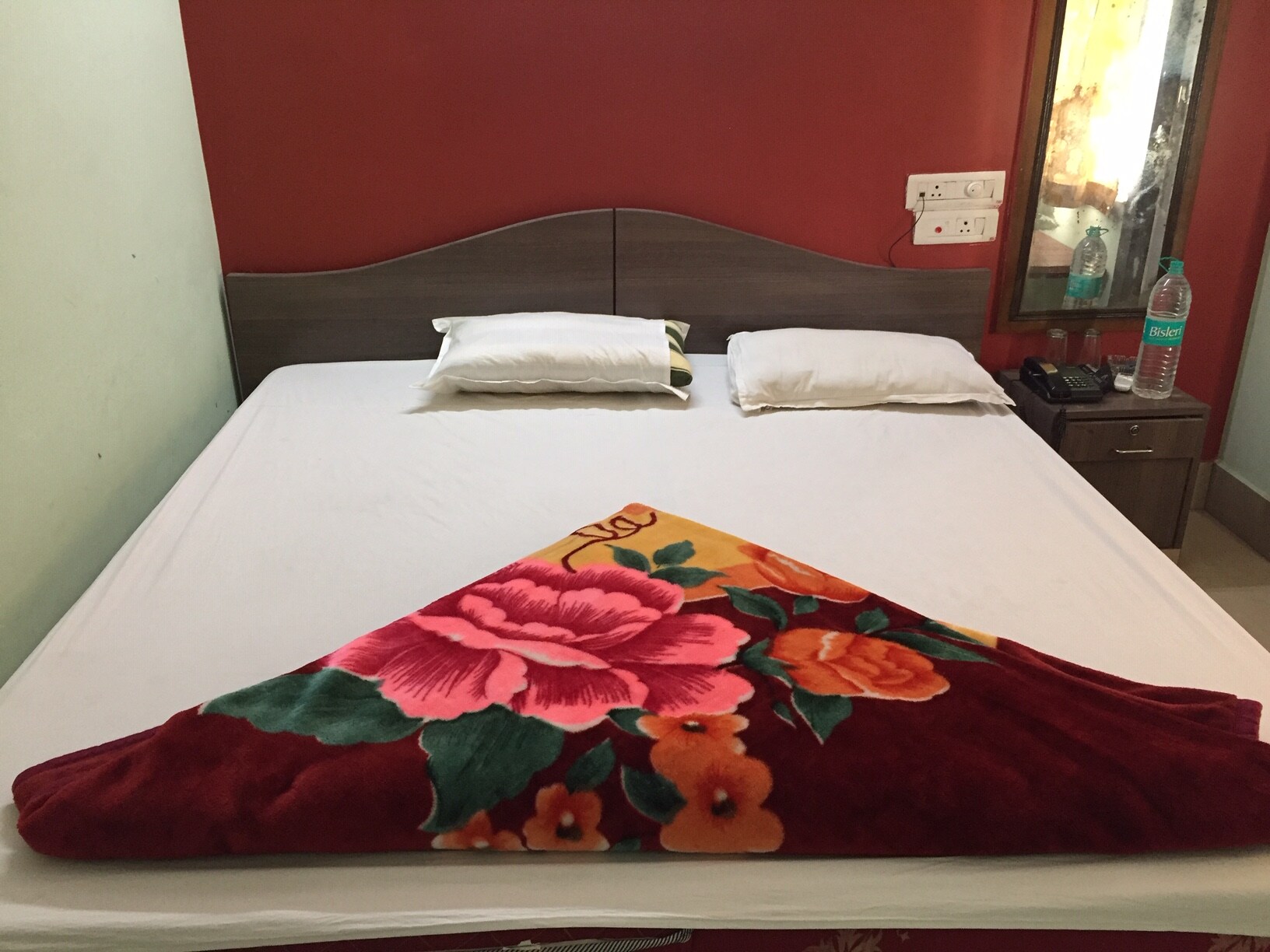 Hotel Park Garden - Tap to explore photos