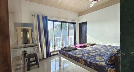 Mayekar Home Stay Alibaug Room Type - AC Deluxe Double Room with Balcony 2