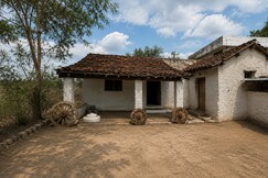MUD RETREAT HOME STAY SECOND
