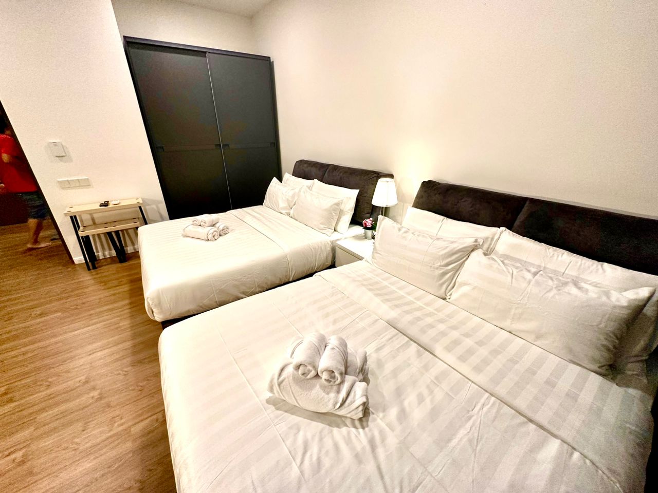 Ceylonz Suites @ Bukit Ceylon by Roomy - Tap to explore photos