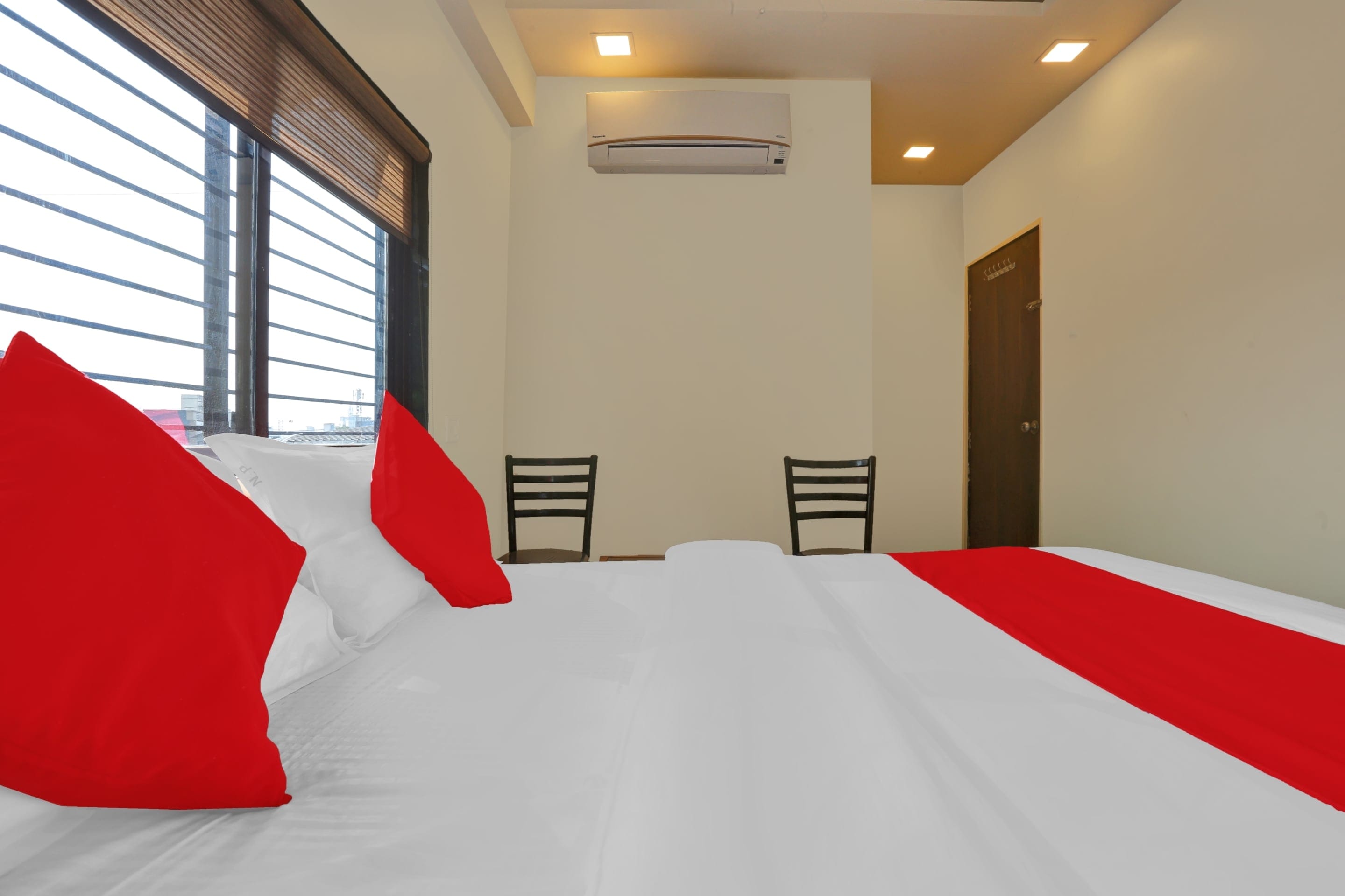 Hotel O Nandi Palace Lodging And Boarding - Tap to explore photos