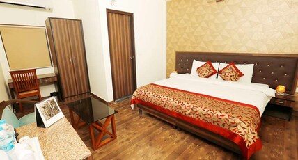 Hotel Pals Inn, Patel Nagar Room Type - Pals Superior Room
