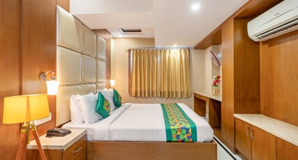 Treebo Premium Vinnie - Near Airport Room Type - Spacious Premium Room