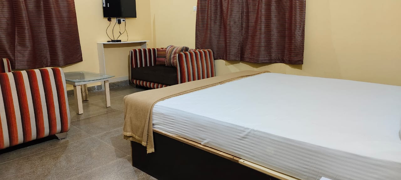 HOTEL JAMUNA INN - Tap to explore photos