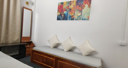 MIRIK HOMESTAY Room Type - Bedroom 2