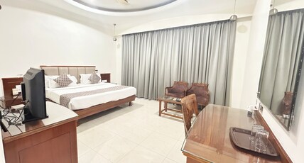 Hotel Aditya Room Type - Deluxe AC Room - Double Bed