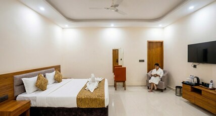Hotel Saswata 10 mins drive to Ayodhya Airport Room Type - Super Deluxe Room