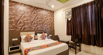 Hotel Rosewood Inn Room Type - Standard Room With City View