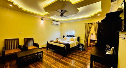 Maadathil Cottages & Beach Resort Room Type - Superior King Rooms with Direct Sea View