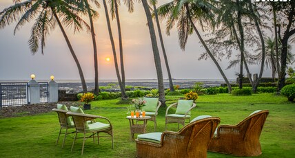StayVista at Villa Bharat - 3BR w/ Lawn and Views Room Type - StayVista at Villa Bharat - 3BR w/ Lawn and Views
