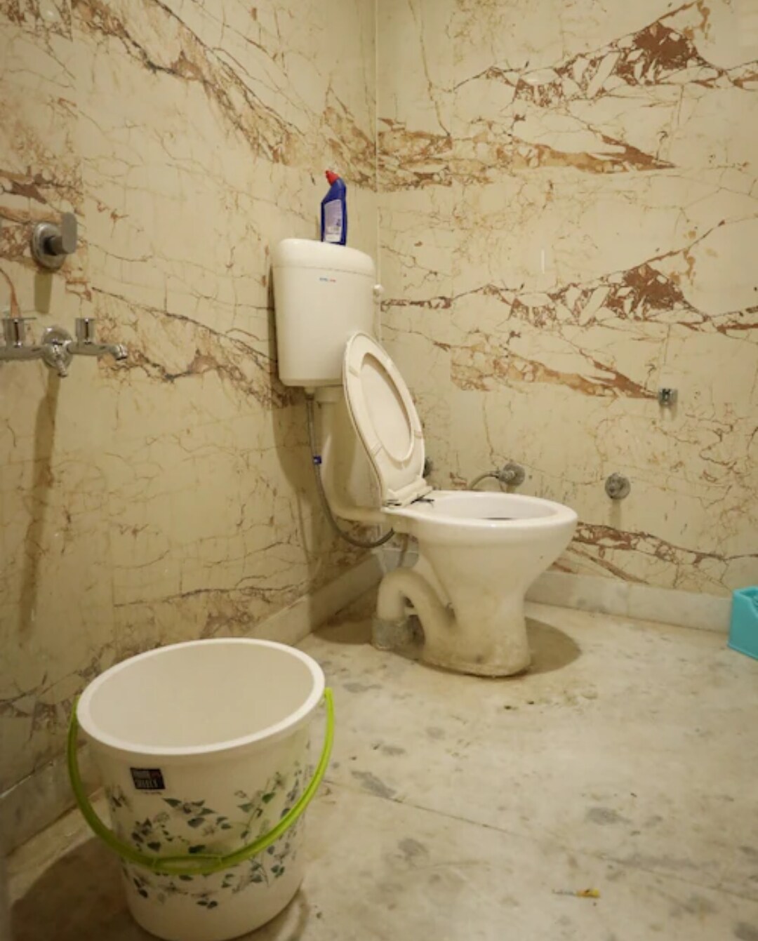 Independent Smart Homestay - Tap to explore photos