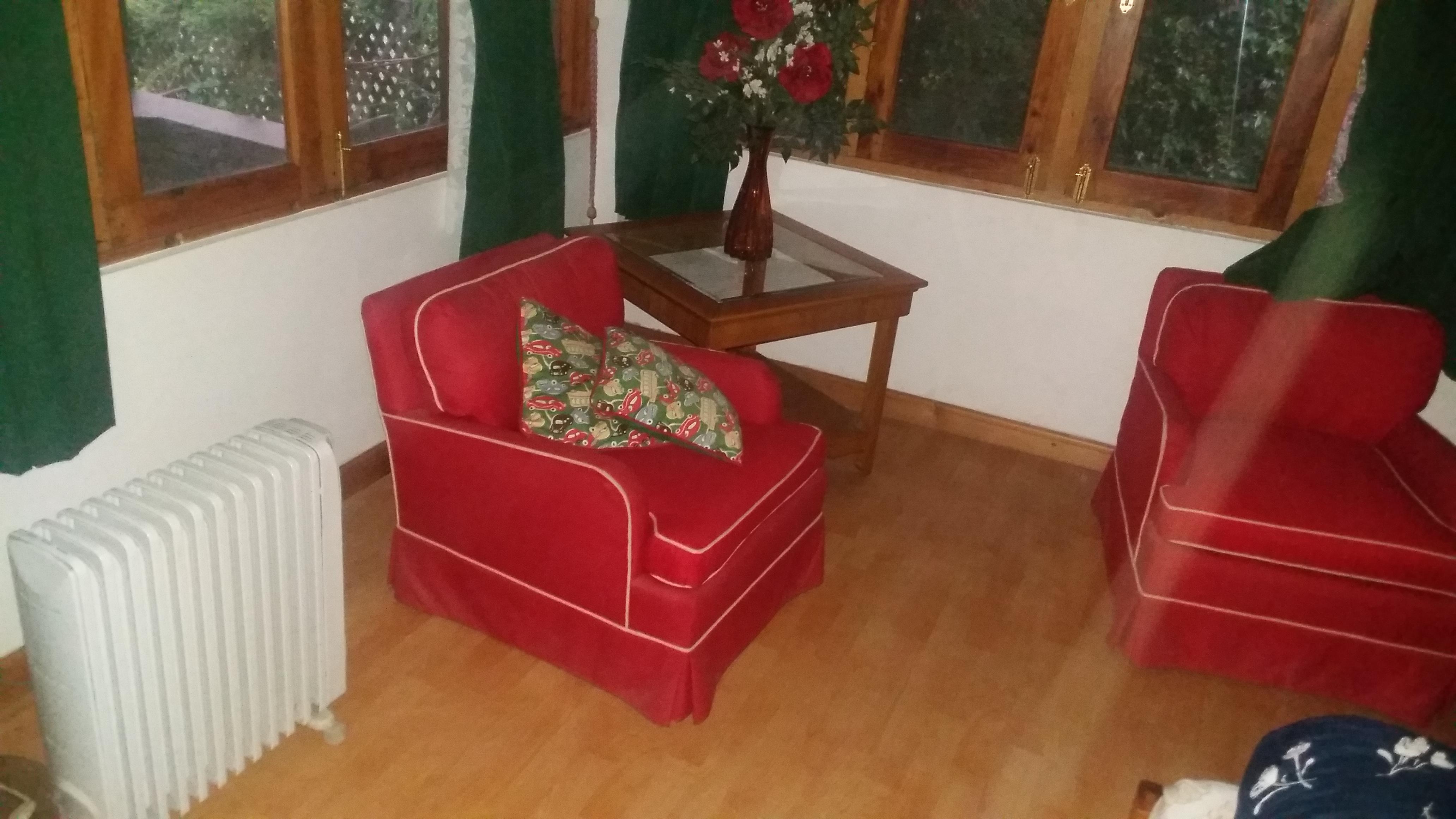 Teddy's Lodge-2 BHK Villa - Tap to explore photos