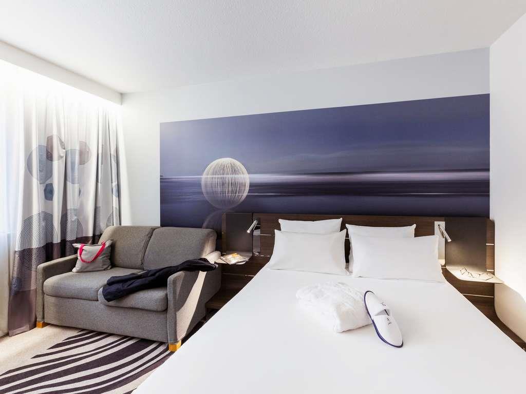 Novotel Limoges Le Lac - Tap to explore photos