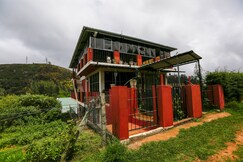 Mountside Cottage | Rooms & Caretaker