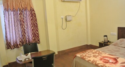 Dream World Room Type - Deluxe Room