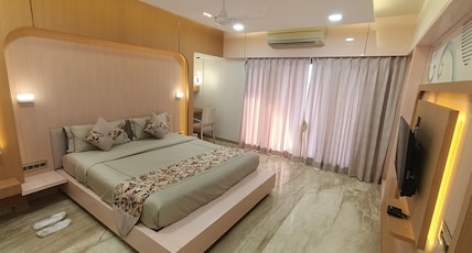 Hotel Suvi Palace Room Type - President Suite WITH BATHTUB (Age Limit for Check In is 21 years) Hotel Suvi Palace Room Type - President Suite WITH BATHTUB (Age Limit for Check In is 21 years)