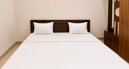 Radha Krishna Hotel Room Type - Standard Double Bed