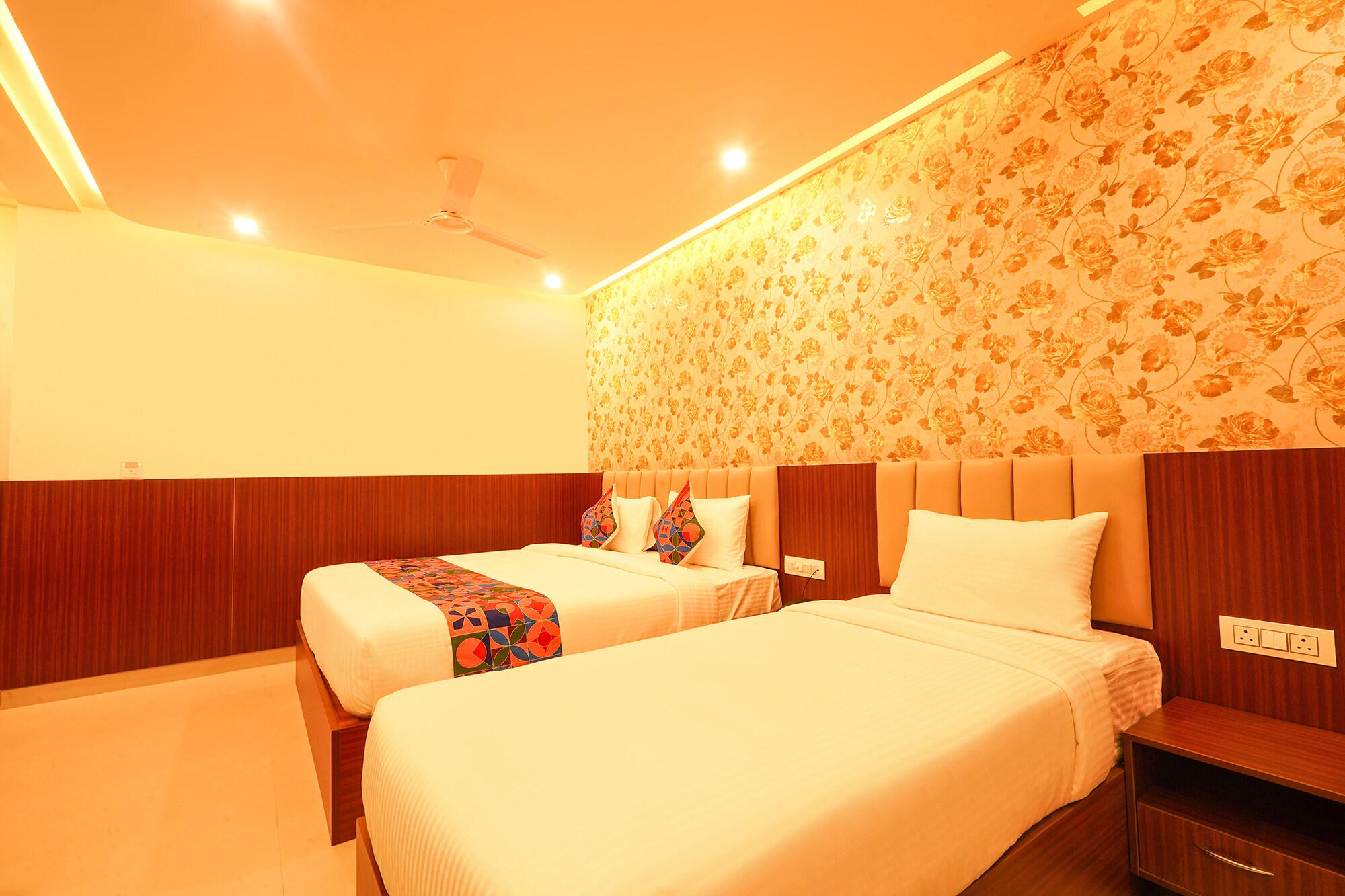 Hotel Golden Stay AGB Layout - Tap to explore photos