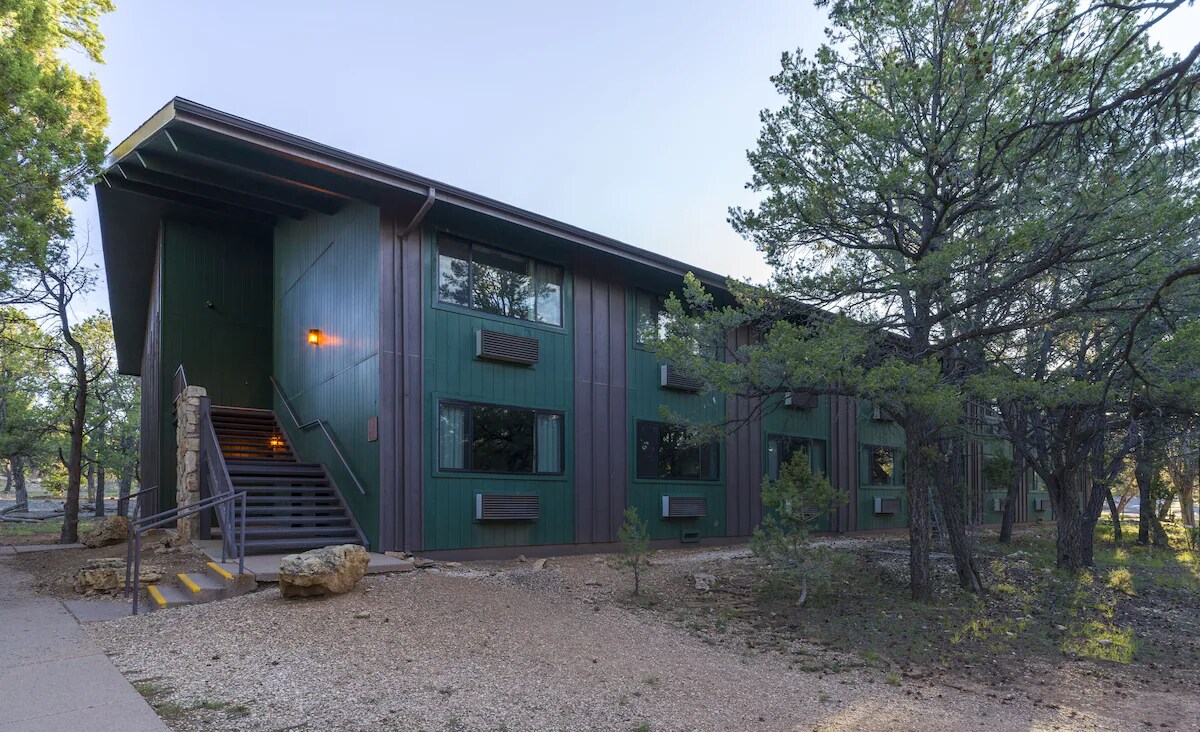 DNC PARKS & RESORTS AT GRAND CANYON, INC (dba Yavapai Lodge) - Tap to explore photos