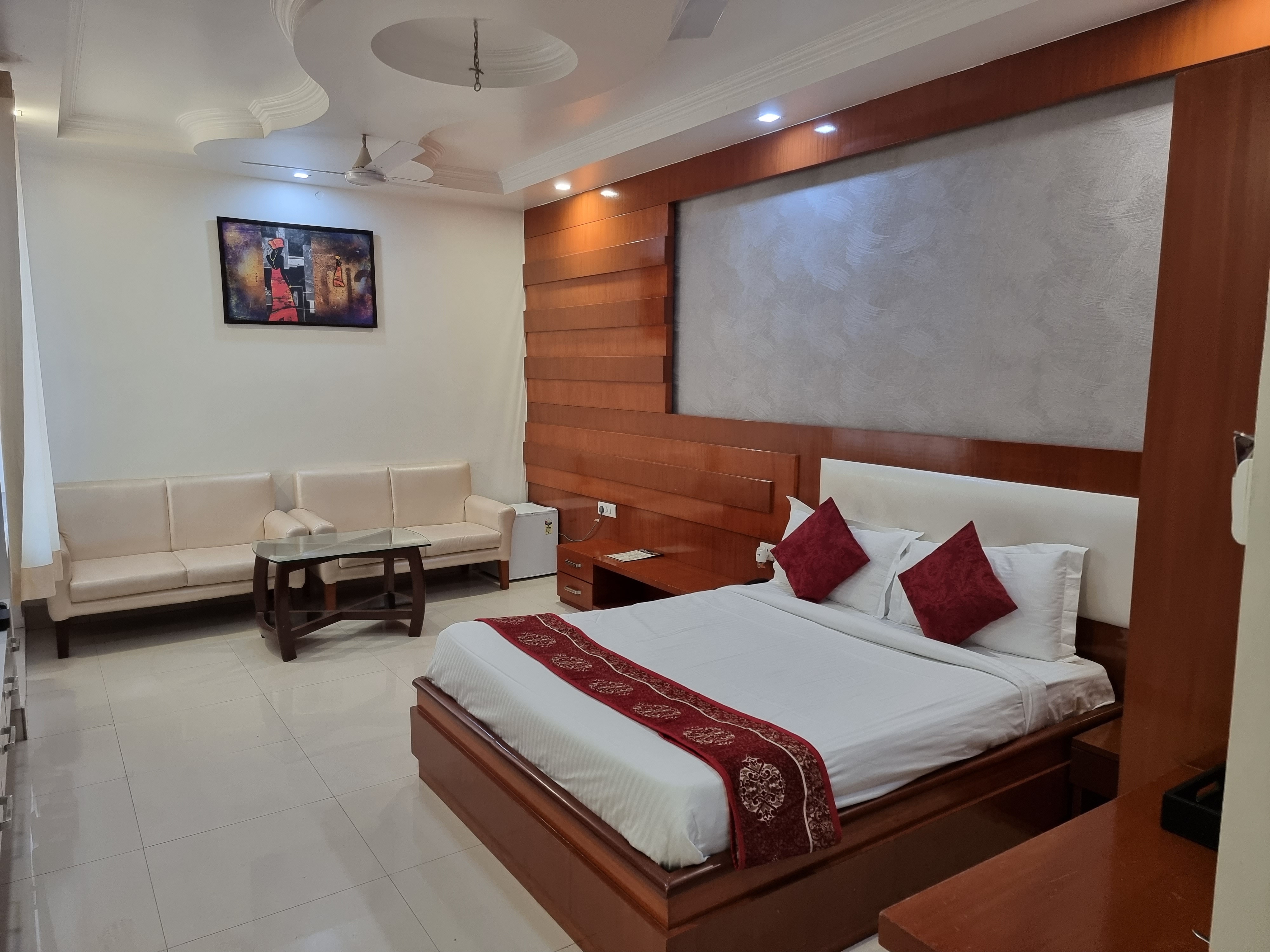 Hotel Vitthal International - Tap to explore photos