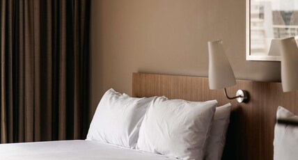 Mercure Sydney Parramatta Room Type - Classic Twin Room