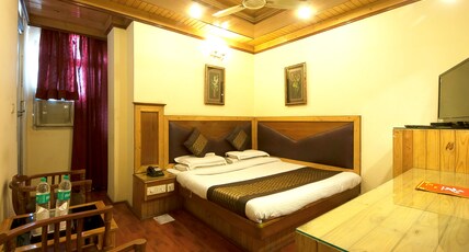 Hotel Lals Haveli Room Type - Deluxe AC Room With Free WiFi