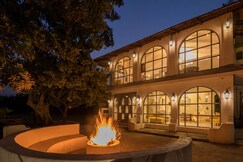 StayVista | Casa Blanca 4 BHK Villa