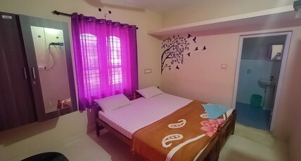 SHAUNS MISTY HOMESTAY Room Type - Deluxe Non AC Room