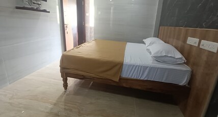 SDD GRAND Room Type - Double  Non AC Room